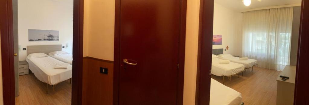 Hotel Silvi シルヴィ・マリーナ エクステリア 写真